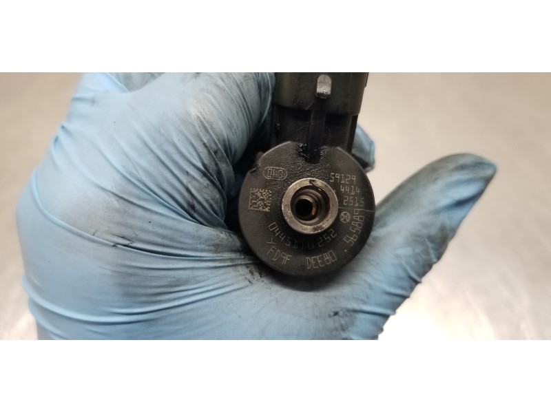 Recambio de inyector para peugeot 206 berlina x-line referencia OEM IAM 0445110252   Recambio de inyector para peugeot 206 berlina x-line referencia OEM IAM 0445110252