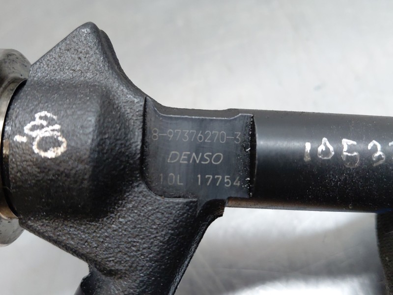 Recambio de inyector para opel astra j (p10) 1.7 cdti (68) referencia OEM IAM   
