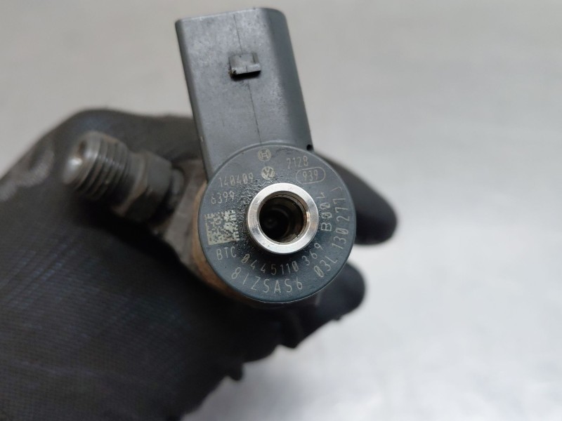 Recambio de inyector para audi q3 (8ub, 8ug) 2.0 tdi referencia OEM IAM   