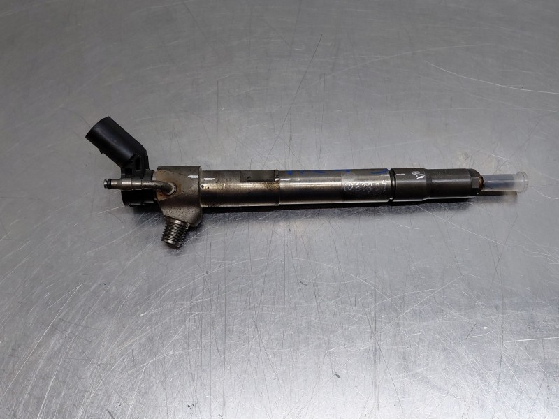 Recambio de inyector para kia ceed sportswagon hybrid referencia OEM IAM   