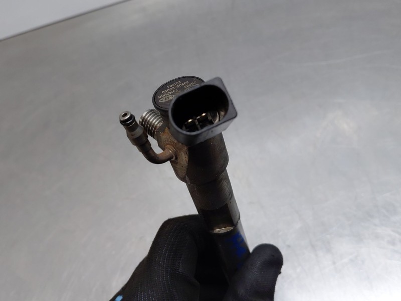 Recambio de inyector para kia ceed sportswagon hybrid referencia OEM IAM   