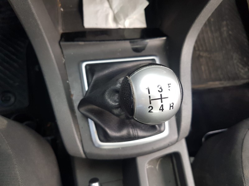 ford focus berlina (cap) del año 2006