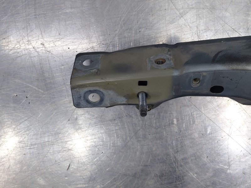 Recambio de travesaño superior para opel meriva b monospace (s10) 1.4 (75) referencia OEM IAM 13308946  