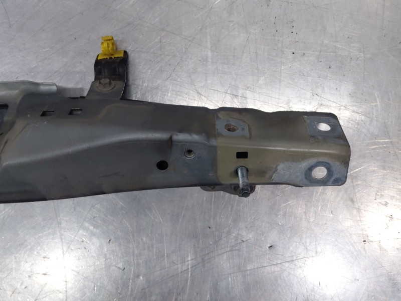 Recambio de travesaño superior para opel meriva b monospace (s10) 1.4 (75) referencia OEM IAM 13308946  