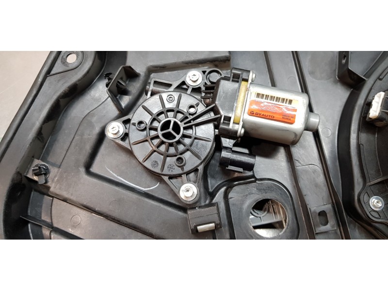 Recambio de elevalunas trasero derecho para hyundai tucson essence bluedrive 2wd referencia OEM IAM 83481D7000  