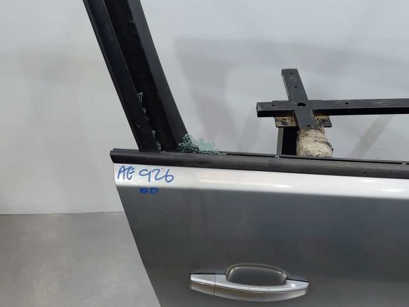Recambio de puerta delantera derecha para opel meriva b monospace (s10) 1.4 (75) referencia OEM IAM 39144652  