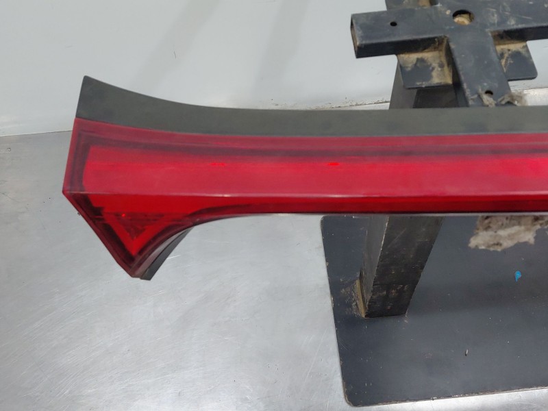 Recambio de luz central de freno para mitsubishi eclipse cross spirit referencia OEM IAM   