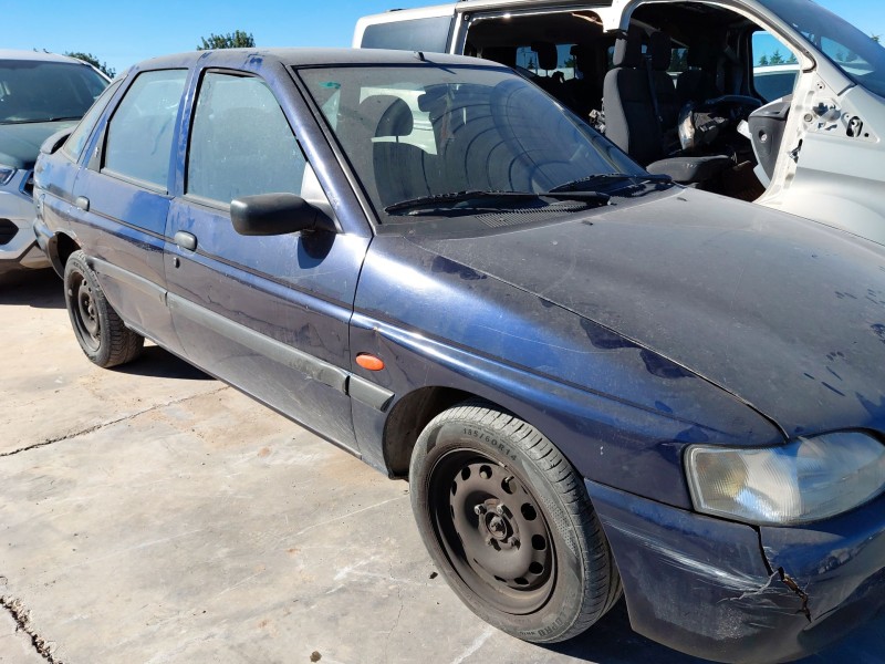ford escort vi sedán (gal, afl) del año 1997
