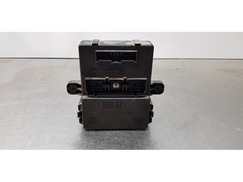 Recambio de modulo electronico para ssangyong rodius xdi referencia OEM IAM 8232021031   Recambio de modulo electronico para ssangyong rodius xdi referencia OEM IAM 8232021031