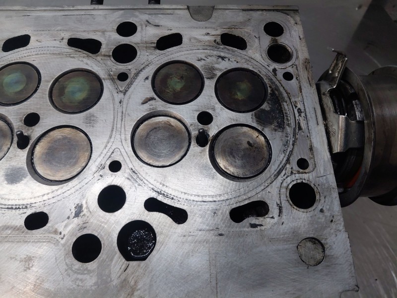 Recambio de culata para audi q3 (8ub, 8ug) 2.0 tdi referencia OEM IAM   