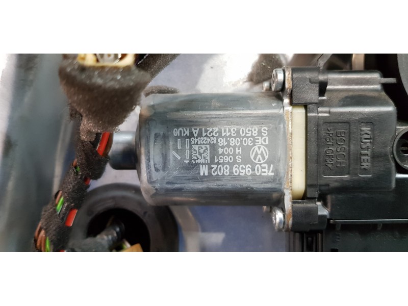 Recambio de elevalunas delantero derecho para volkswagen t6 transporter furgón referencia OEM IAM 7E1837730AE  