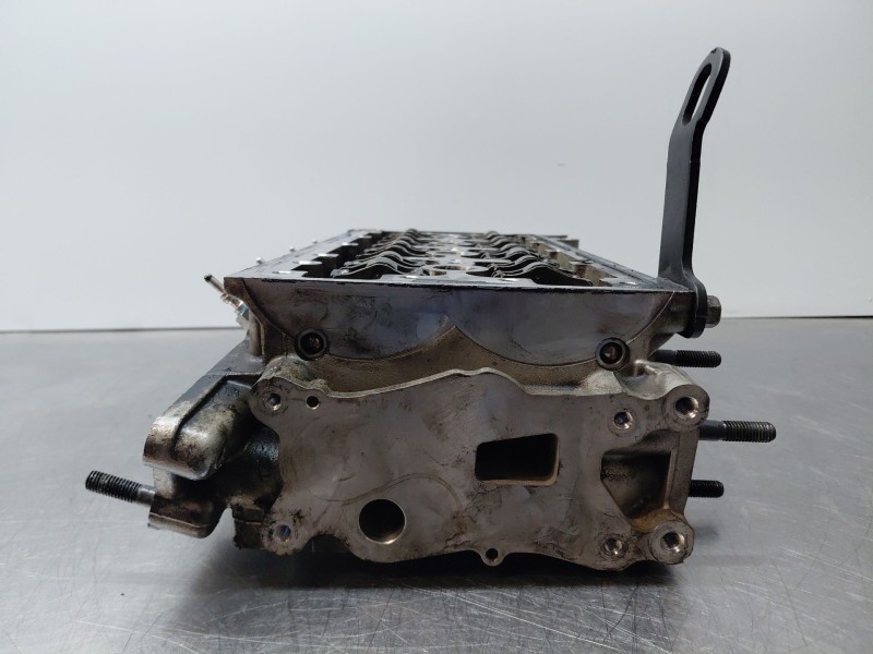 Recambio de culata para kia ceed sportswagon hybrid referencia OEM IAM 221002U000  