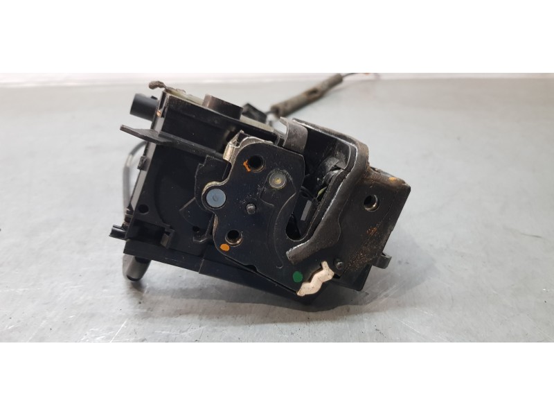 Recambio de cerradura puerta trasera derecha para citroen c4 picasso attraction referencia OEM IAM 9810310780  