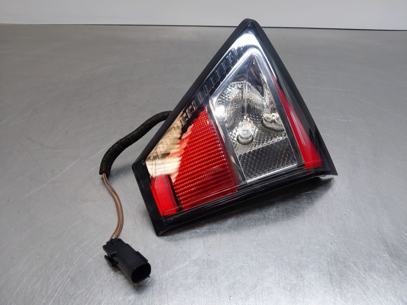 Recambio de piloto trasero derecho interior para ford kuga (cbs) titanium referencia OEM IAM   