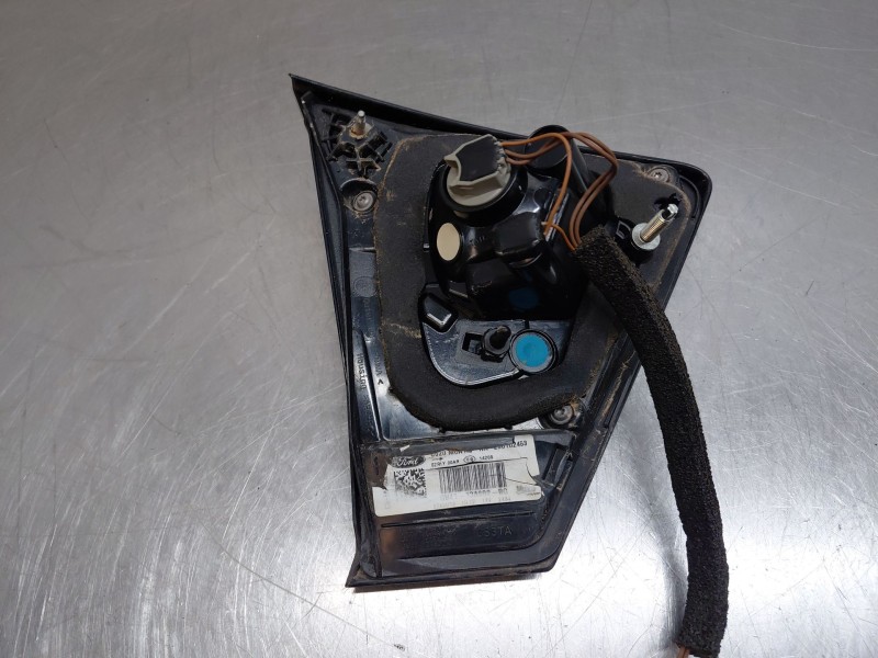 Recambio de piloto trasero derecho interior para ford kuga (cbs) titanium referencia OEM IAM   