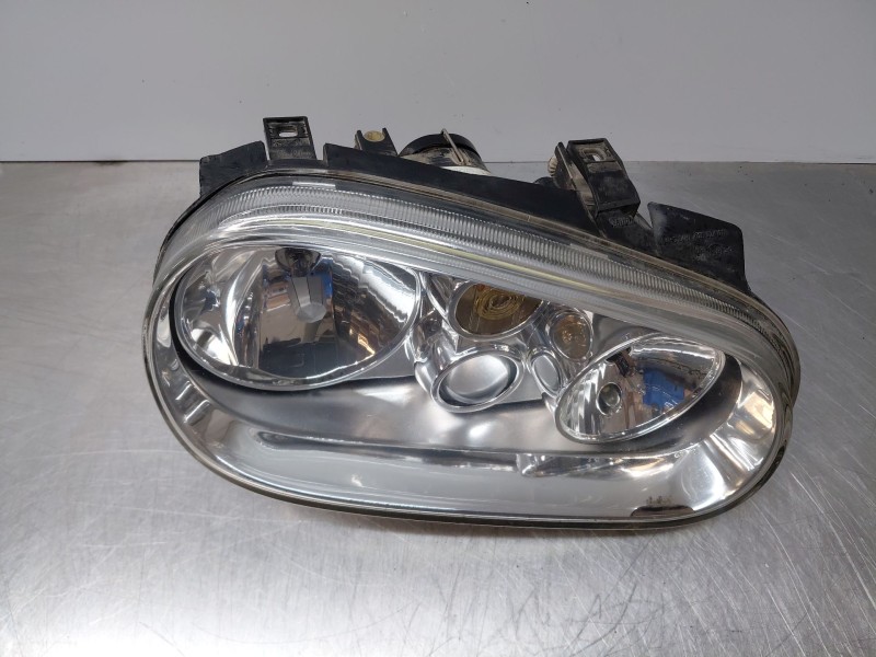 Recambio de faro derecho para volkswagen golf iv (1j1) 1.9 tdi referencia OEM IAM   