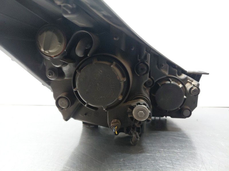 Recambio de faro izquierdo para hyundai ix35 (lm, el, elh) 2.0 crdi referencia OEM IAM   