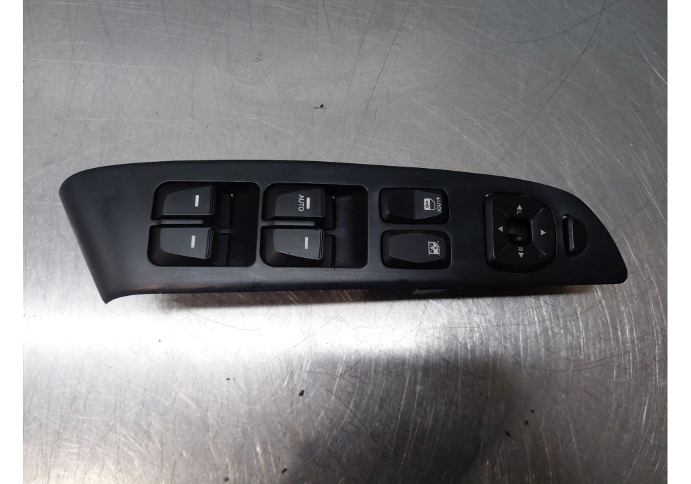 Recambio de mando elevalunas delantero izquierdo para hyundai ix35 (lm, el, elh) 2.0 crdi referencia OEM IAM   