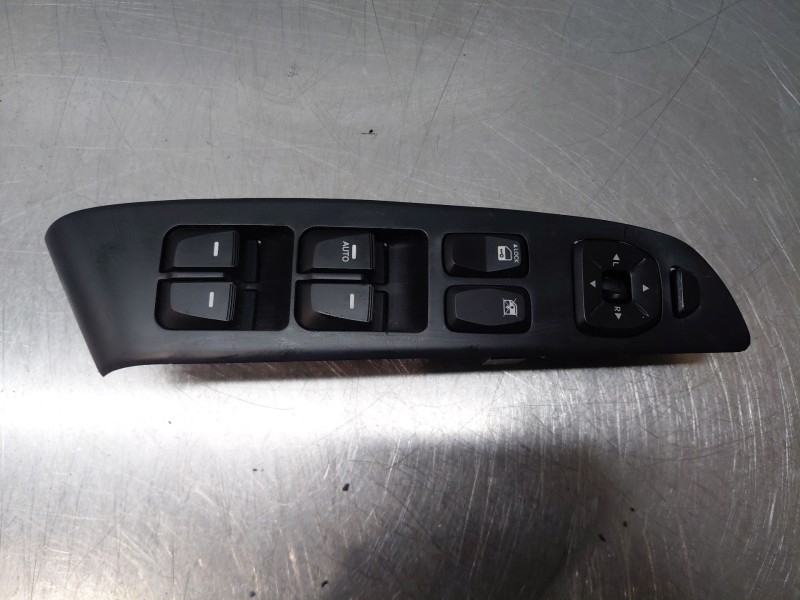 Recambio de mando elevalunas delantero izquierdo para hyundai ix35 (lm, el, elh) 2.0 crdi referencia OEM IAM   