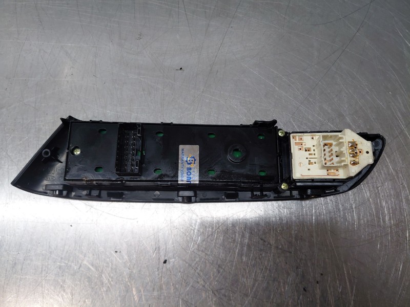 Recambio de mando elevalunas delantero izquierdo para hyundai ix35 (lm, el, elh) 2.0 crdi referencia OEM IAM   