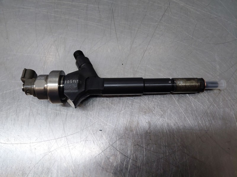 Recambio de inyector para opel astra j (p10) 1.7 cdti (68) referencia OEM IAM   