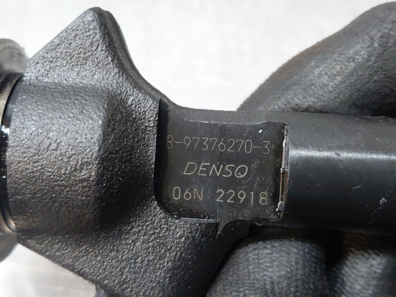 Recambio de inyector para opel astra j (p10) 1.7 cdti (68) referencia OEM IAM   