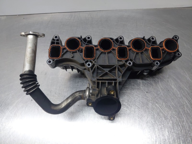 Recambio de colector admision para audi q3 (8ub, 8ug) 2.0 tdi referencia OEM IAM 03L129711AN  