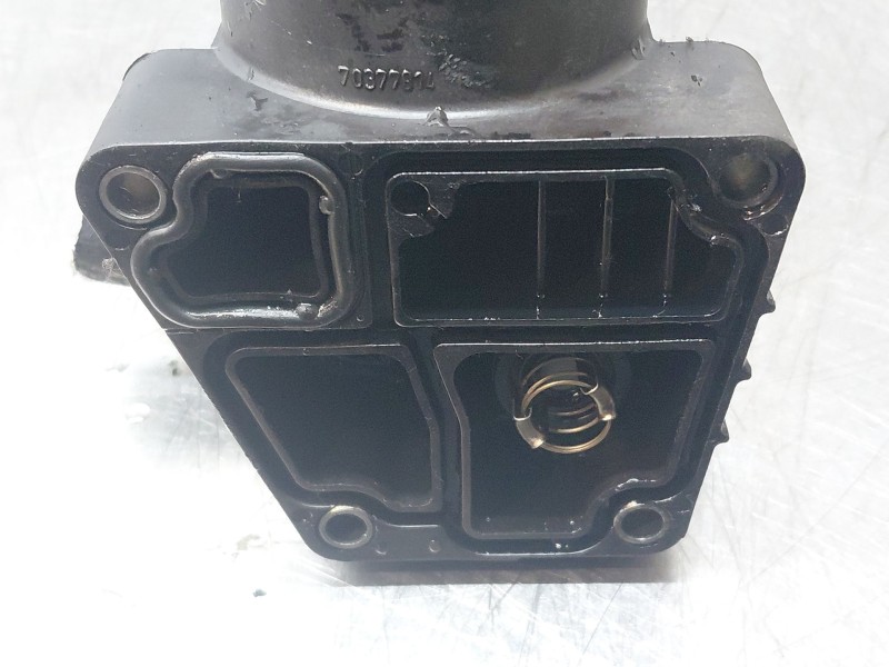 Recambio de soporte filtro aceite para audi q3 (8ub, 8ug) 2.0 tdi referencia OEM IAM 03L115389C  