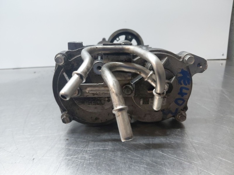 Recambio de culatin para kia ceed sportswagon hybrid referencia OEM IAM 244002U011  