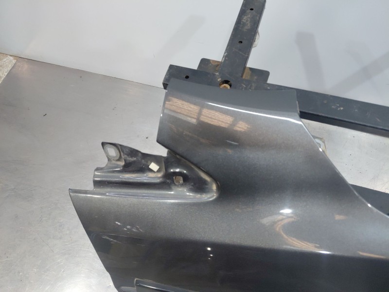 Recambio de aleta delantera derecha para ford kuga (cbs) titanium referencia OEM IAM   