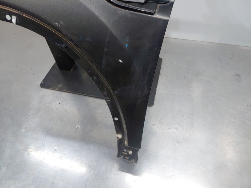 Recambio de aleta delantera izquierda para ford kuga (cbs) titanium referencia OEM IAM   