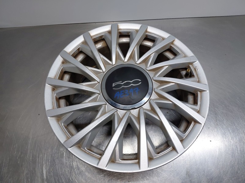 Recambio de llanta para fiat 500 dolcevita referencia OEM IAM 52027758  