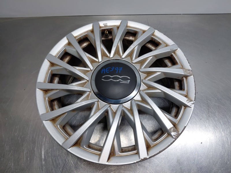 Recambio de llanta para fiat 500 dolcevita referencia OEM IAM 52027758  