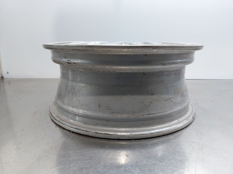 Recambio de llanta para fiat 500 dolcevita referencia OEM IAM 52027758  