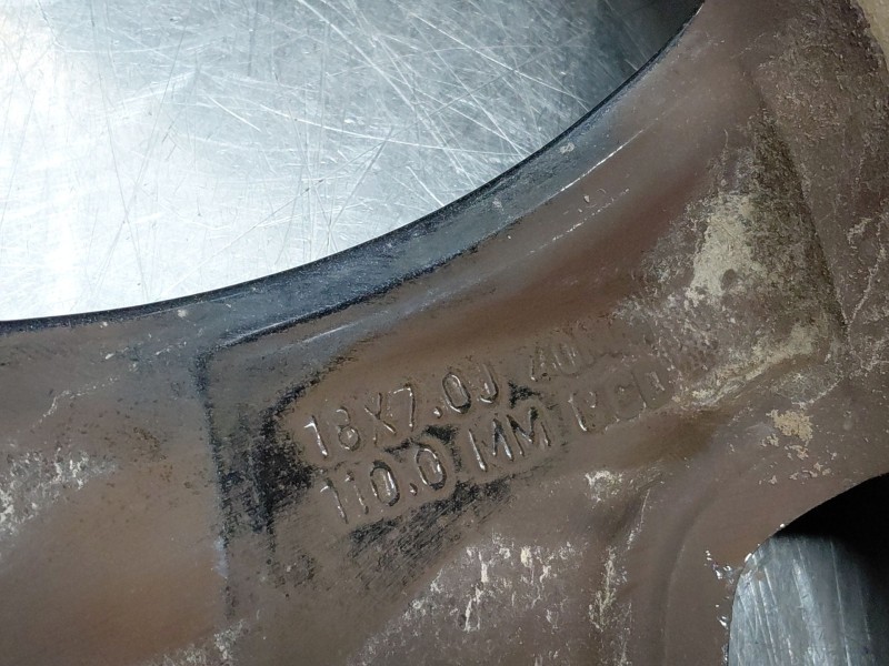 Recambio de llanta para jeep compass ii multiair referencia OEM IAM 5VC281STAA 5VC28TRMAA 