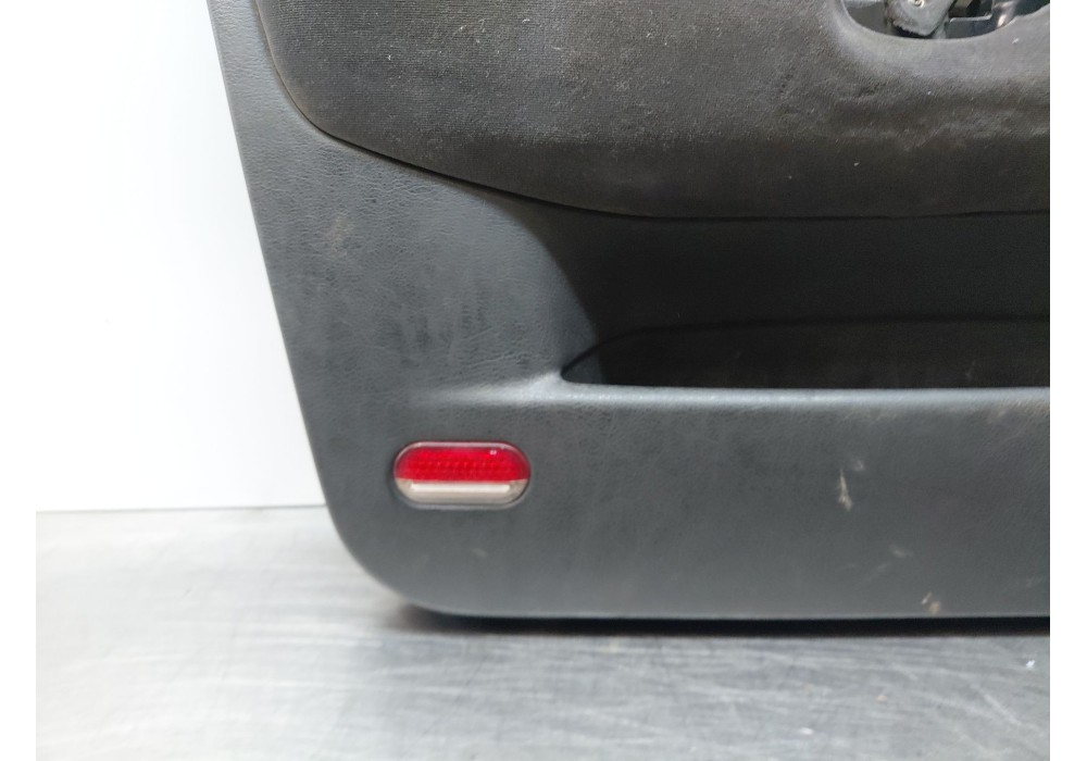 Recambio de guarnecido tapizado puerta delantera izquierda para volkswagen golf iv (1j1) 1.9 tdi referencia OEM IAM   