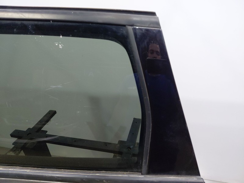 Recambio de puerta trasera izquierda para ford kuga (cbs) titanium referencia OEM IAM   