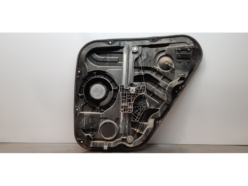 Recambio de elevalunas trasero izquierdo para hyundai tucson essence bluedrive 2wd referencia OEM IAM 83471D7000  