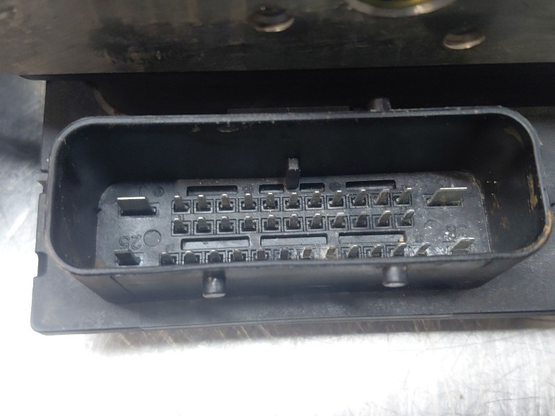 Recambio de abs para bmw x3 (e83) confort referencia OEM IAM   