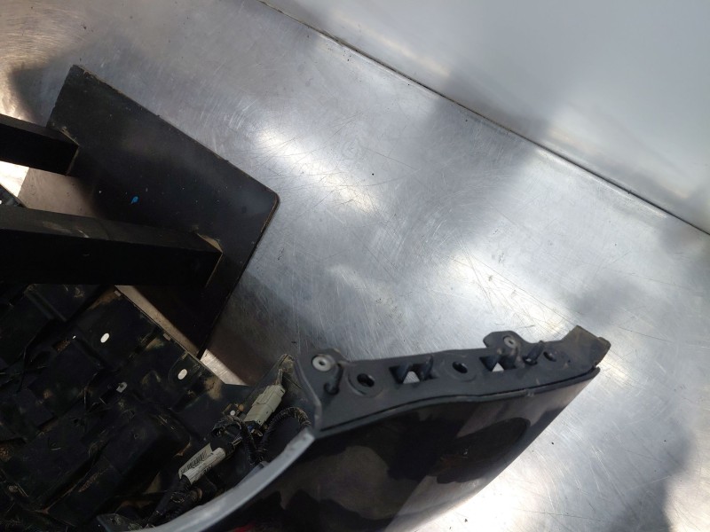Recambio de paragolpes delantero para ford kuga (cbs) titanium referencia OEM IAM   
