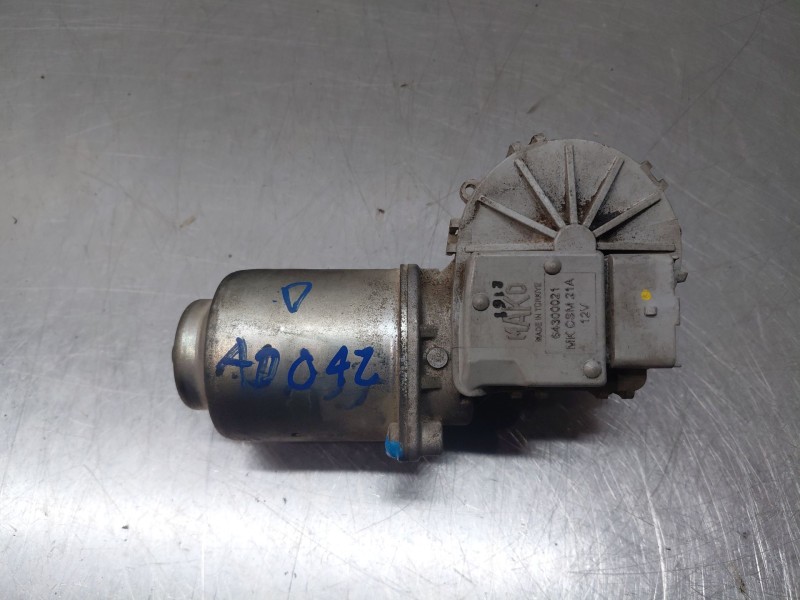 Recambio de motor limpia delantero para renault clio iii expression referencia OEM IAM   