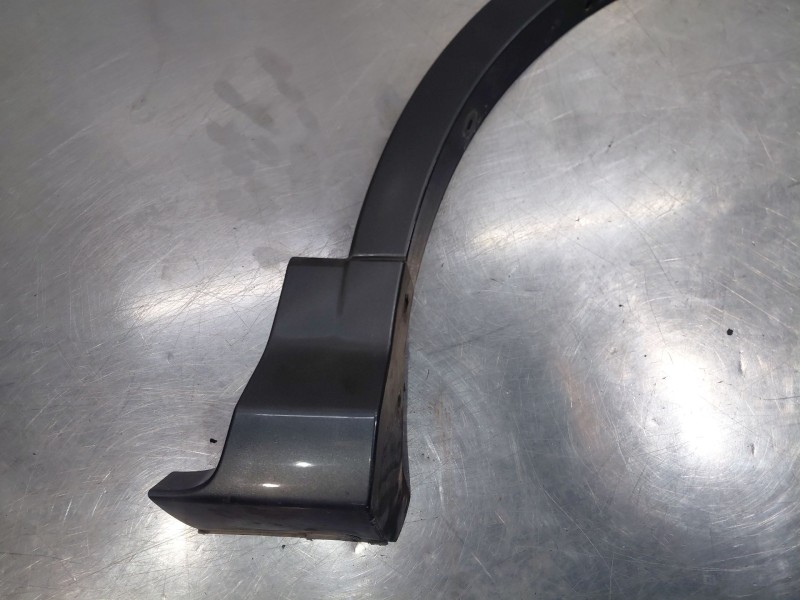 Recambio de aletin delantero derecho para ford kuga (cbs) titanium referencia OEM IAM   