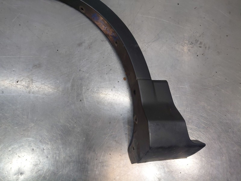 Recambio de aletin delantero izquierdo para ford kuga (cbs) titanium referencia OEM IAM   