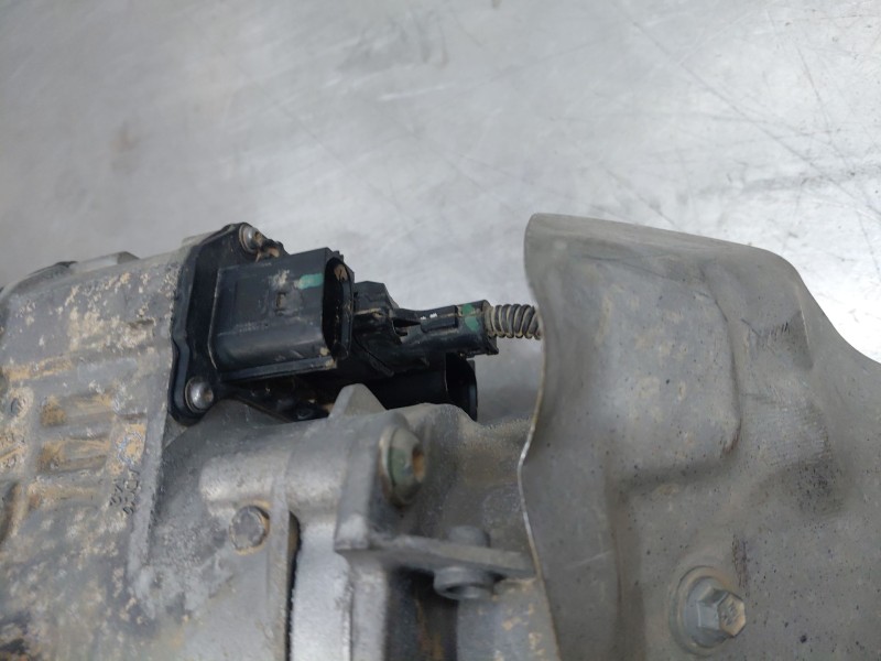 Recambio de cremallera direccion para ford kuga (cbs) titanium referencia OEM IAM   