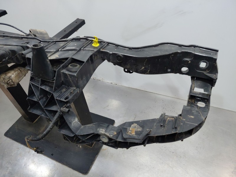 Recambio de panel frontal para ford kuga (cbs) ecoboost referencia OEM IAM   