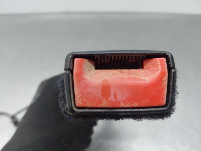 Recambio de enganche del cinturon delantero der para ford kuga (cbs) titanium referencia OEM IAM   