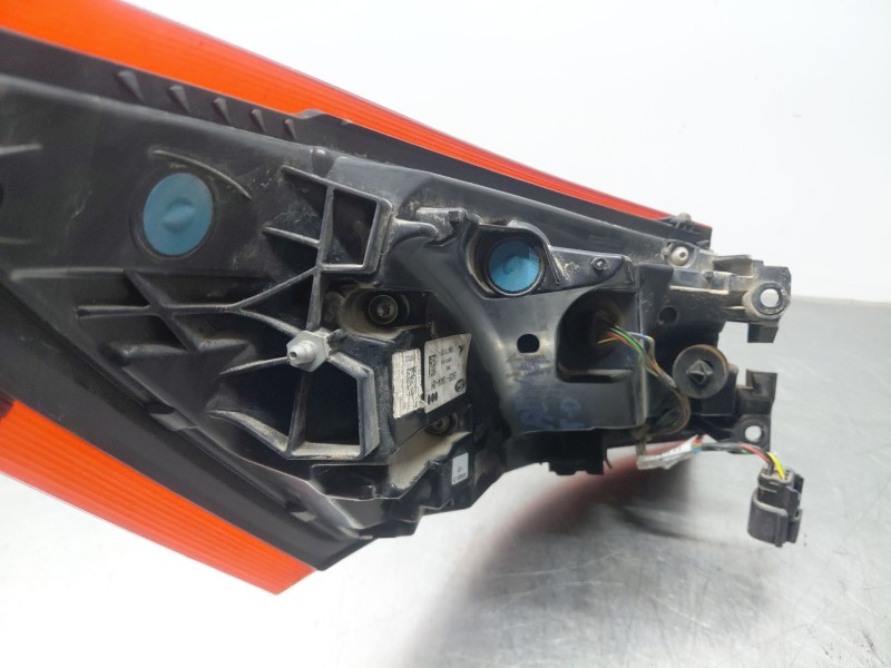 Recambio de piloto trasero derecho para ford s-max trend referencia OEM IAM   