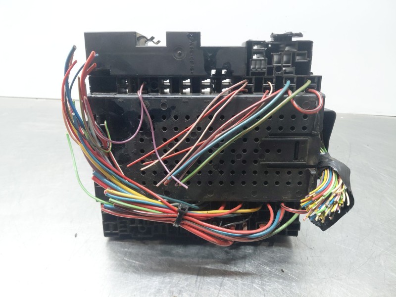 Recambio de caja reles / fusibles para volvo xc90 i (275) d5 awd referencia OEM IAM   