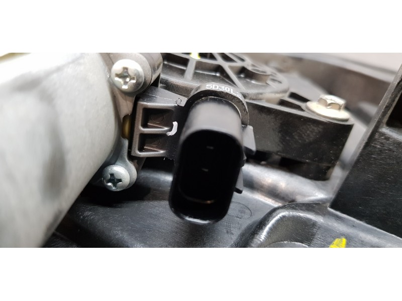 Recambio de elevalunas trasero izquierdo para hyundai tucson essence bluedrive 2wd referencia OEM IAM 83471D7000  