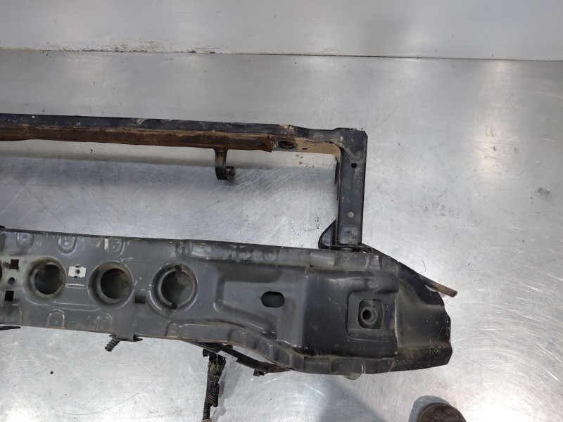 Recambio de refuerzo paragolpes delantero para ford kuga (cbs) titanium referencia OEM IAM   